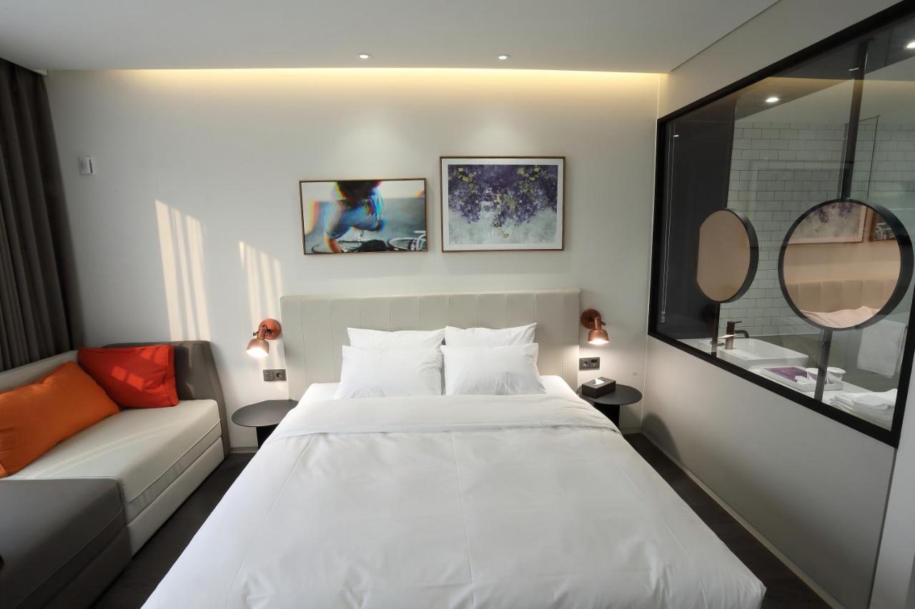 Orchid Hotel Wonju Bagian luar foto