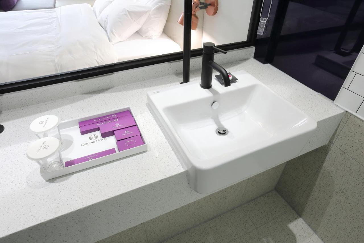 Orchid Hotel Wonju Bagian luar foto