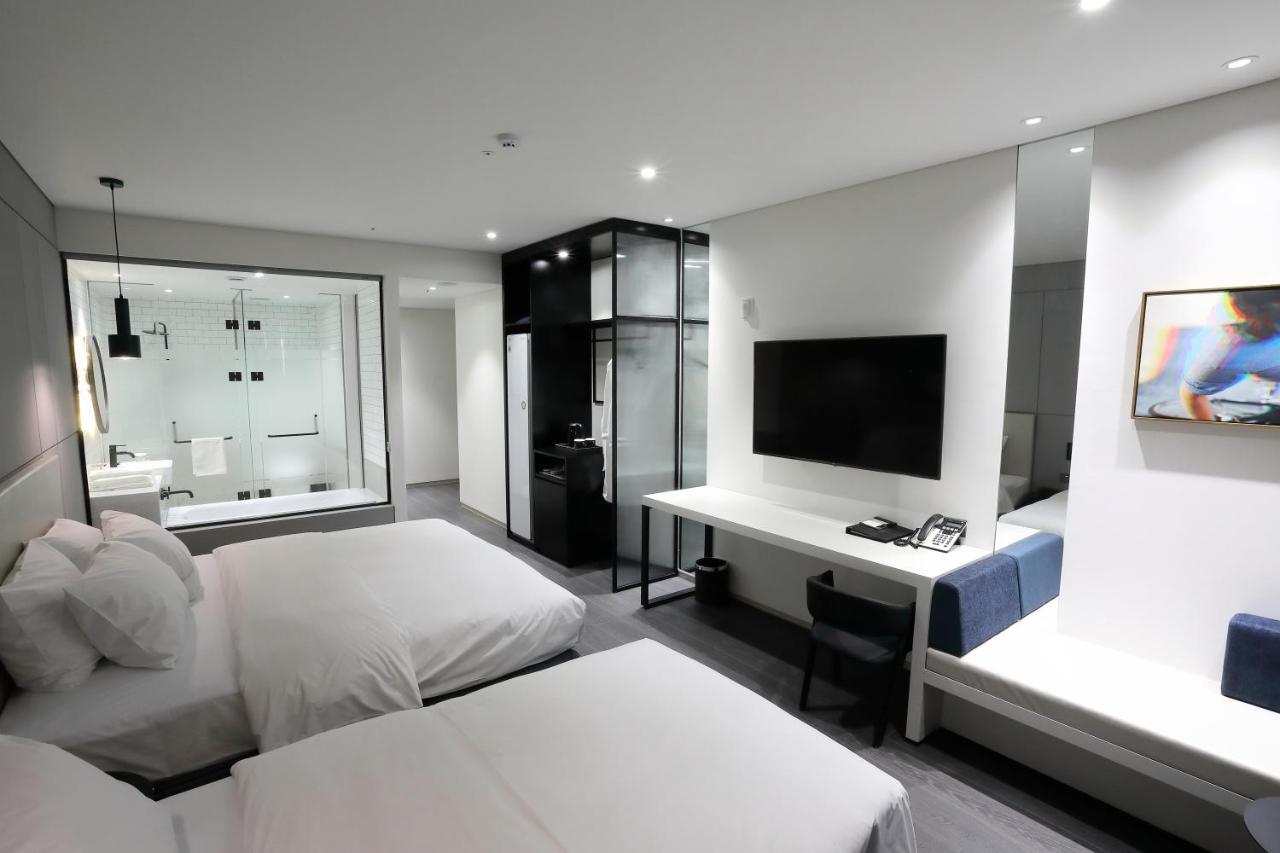 Orchid Hotel Wonju Bagian luar foto