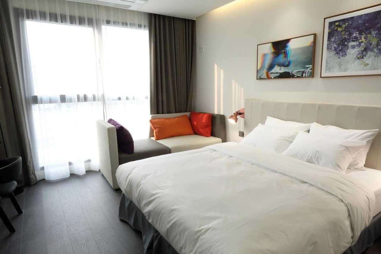Orchid Hotel Wonju Bagian luar foto