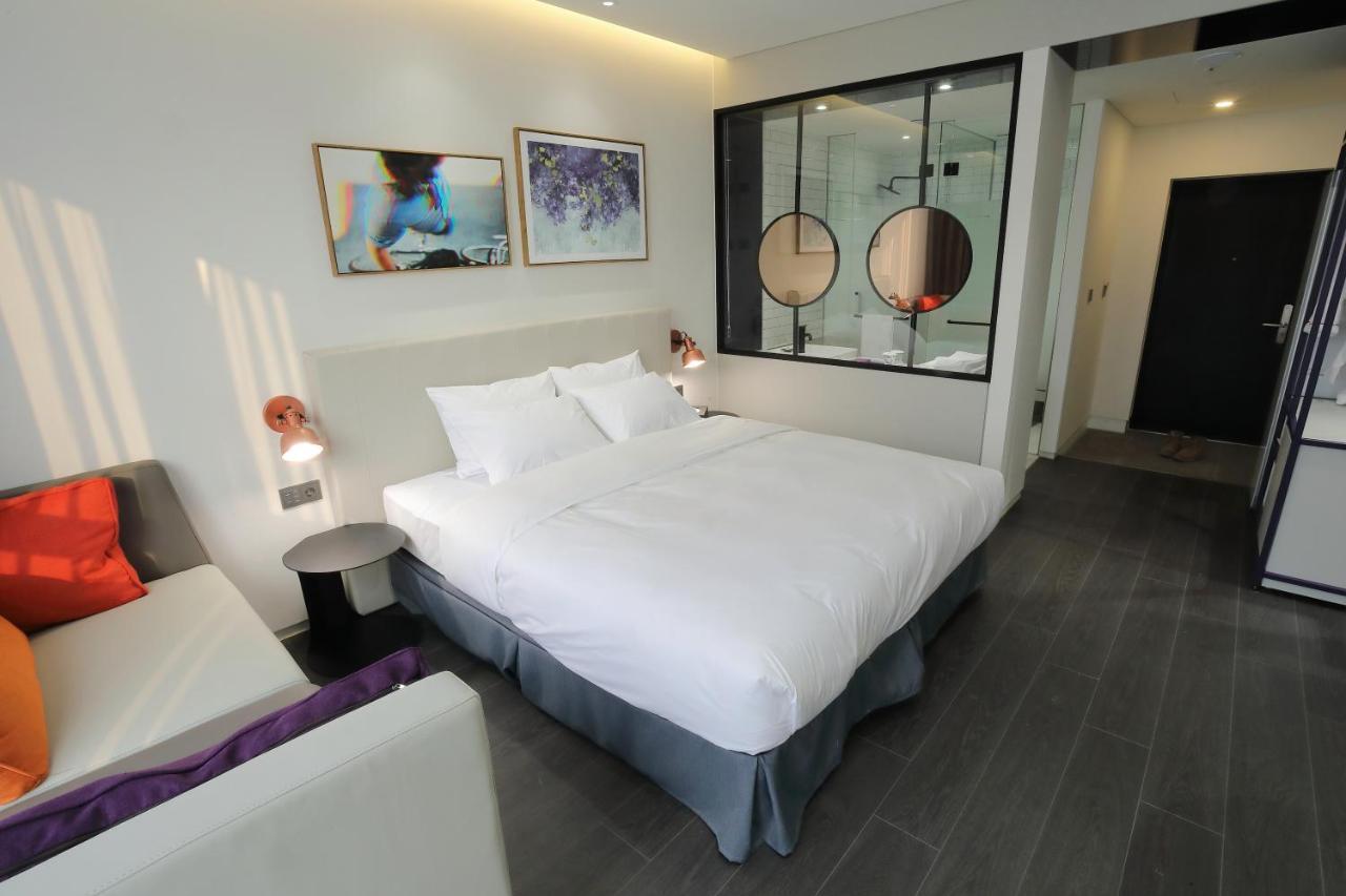 Orchid Hotel Wonju Bagian luar foto