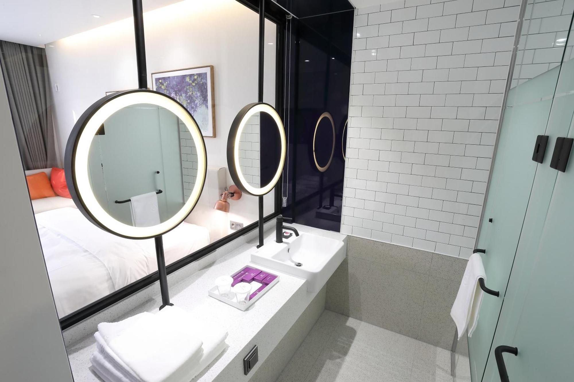 Orchid Hotel Wonju Bagian luar foto