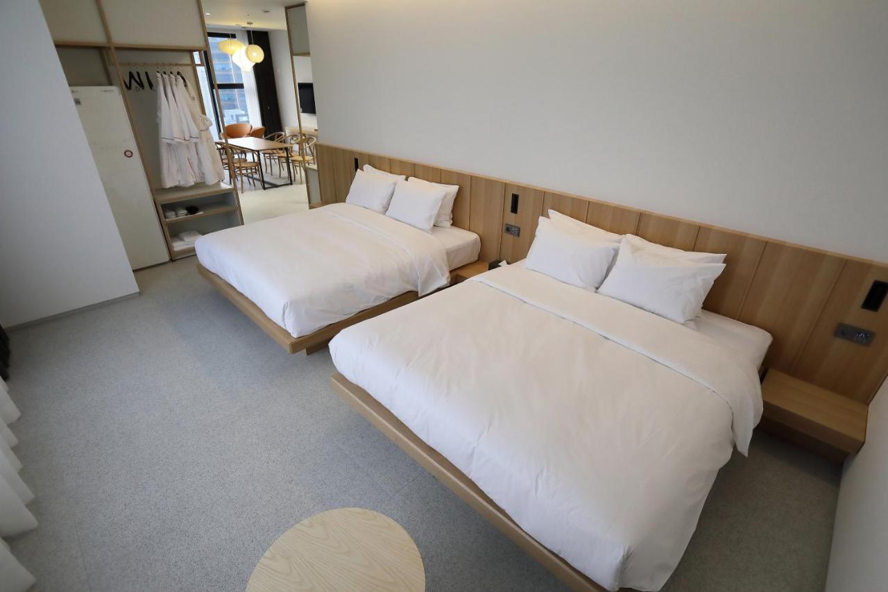 Orchid Hotel Wonju Bagian luar foto